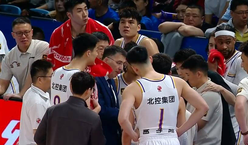 不伦瑞克球队实现逆袭，挺进前列